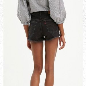 Levi’s Women’s 501 Original Short | size 24